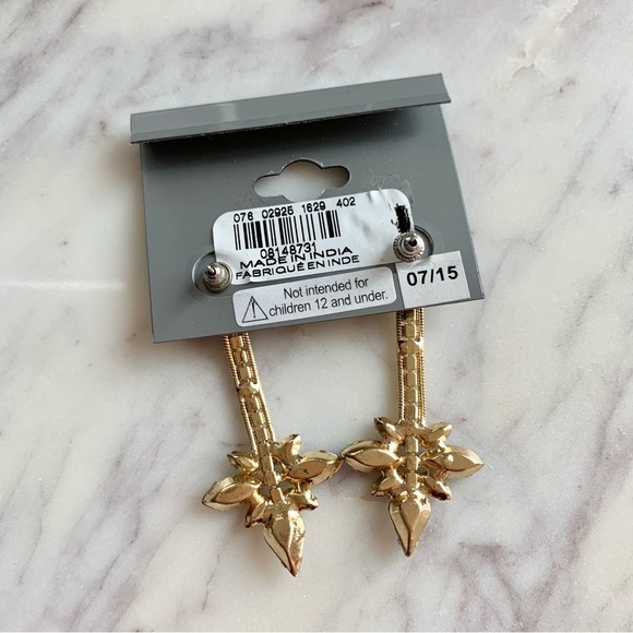 Blue Snowflake Choker Necklace and Earrings Statement Jewelry Set - Picture 7 of 7